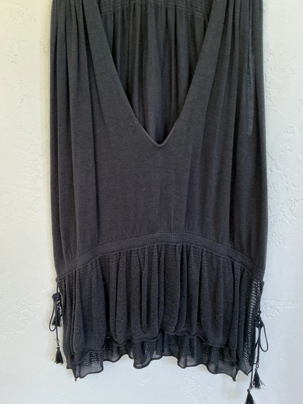 Free People Deep V-Neck Lightweight Knit Dropped Waist Tunic Top - Charcoal - Picture 5 of 9